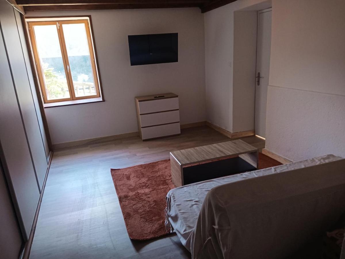 Tenay Laura Happy Guest House מראה חיצוני תמונה